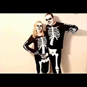 Pregnant Skelton couples costume